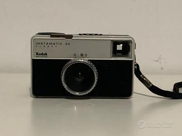 Kodak Instamatic 33 camera anni 60