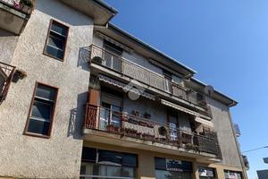 3 LOCALI A LONATE POZZOLO
