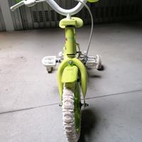 bicicletta con rotelle 