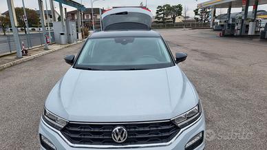 T ROC 09/2019  km 55.000 Style € 17.500  benzina