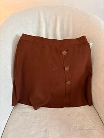 Gonna Zara color marrone terra di Siena