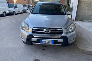 Toyota RAV 4 RAV4 2.2 D-4D 136 CV Luxury