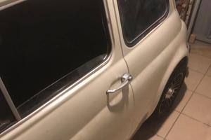 Fiat 500 del '73 colore bianco perla