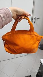 Borsa Furla in pelle color arancione