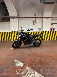 YAMAHA MT-125