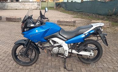 Suzuki V Strom DL 650 - 2004