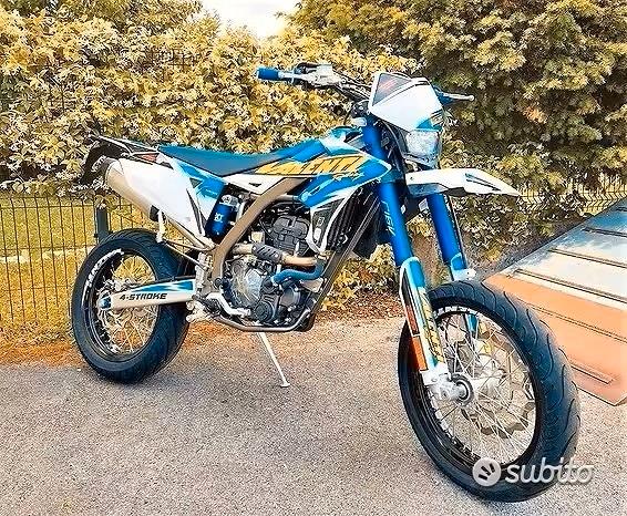 NUOVO MOTARD Suzuki Valenti SM 125-QUALITA' ITALIA