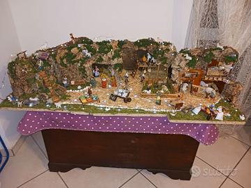PRESEPE COSTRUITO INTERAMENTE A MANO