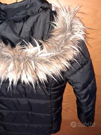Giubbino nero H&M taglia 134 con cappuccio