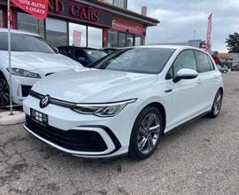 Volkswagen Golf 1.5 eTSI 130 CV DSG R-Line