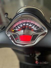 VESPA 300 SUPER 