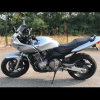 Honda hornet 600