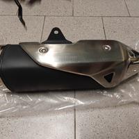 Terminale Suzuki GSR 750