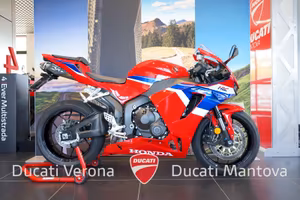 Honda CBR 600 RR POCHI KM - PRONTA CONSEGNA