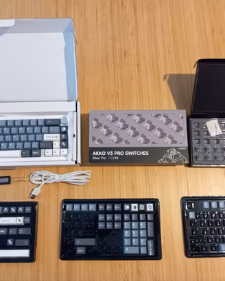 TASTIERA MECCANICA CUSTOM KEYBORD Gmk67 65% RGB