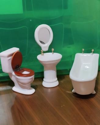 PER COLLEZIONISTI :Bagno in miniatura