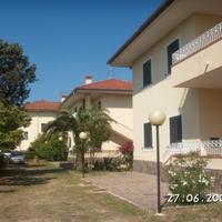 A 200 m. dal mare villette in parco