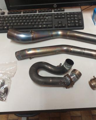 aprilia sxv rxv Akrapovik