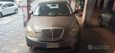 Lancia Ypsilon 1.2 Argento GPL