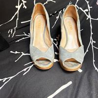 scarpe Guess con zeppa n.37