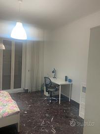 Stanza in prestigioso appartamento