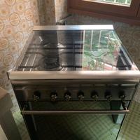 Macchina del gas SMEG 4 fuochi + forno