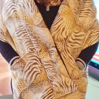 stola Ferragamo imbottita con cappuccio 