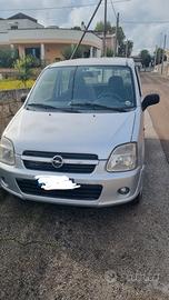 Opel Agila 2004