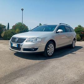 Passat SW metano Uniproprietario  solo 186.000 km