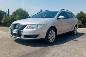 Passat SW metano Uniproprietario  solo 186.000 km