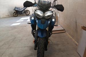 Triumph Tiger 800 XRT