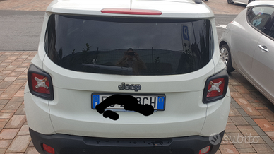 Auto usata ma tenuta bene con pochi km