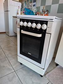 Cucina a gas, 4 fuochi con forno