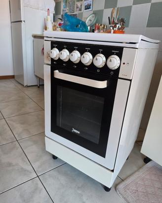 Cucina a gas, 4 fuochi con forno