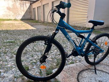 MTB B'Twin Rockrider 520 FS - 24