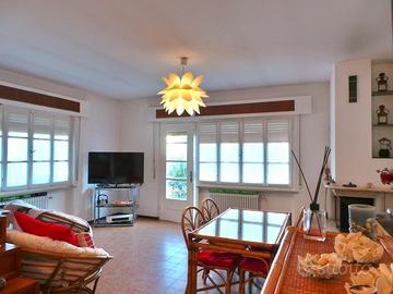 Villetta indipendente bicamere più studio