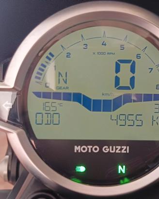 Moto Guzzi v7 ten