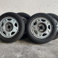 GOMME ESTIVE USATE CON CERCHI INCLUSI 155/70R14 77