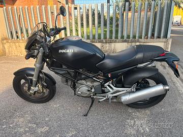 Ducati monster 600 2002