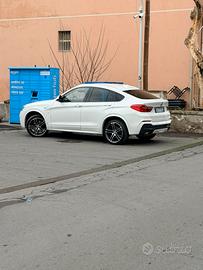 Bmw x4 m sport