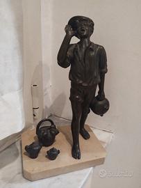 due statue vintage
