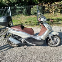 Scooter Piaggio Beverly 300
