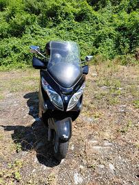 Suzuki Burgman 400