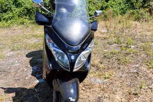 Suzuki Burgman 400