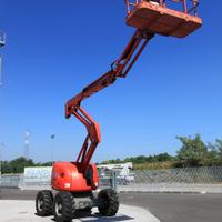 Piattaforrma aerea articolata