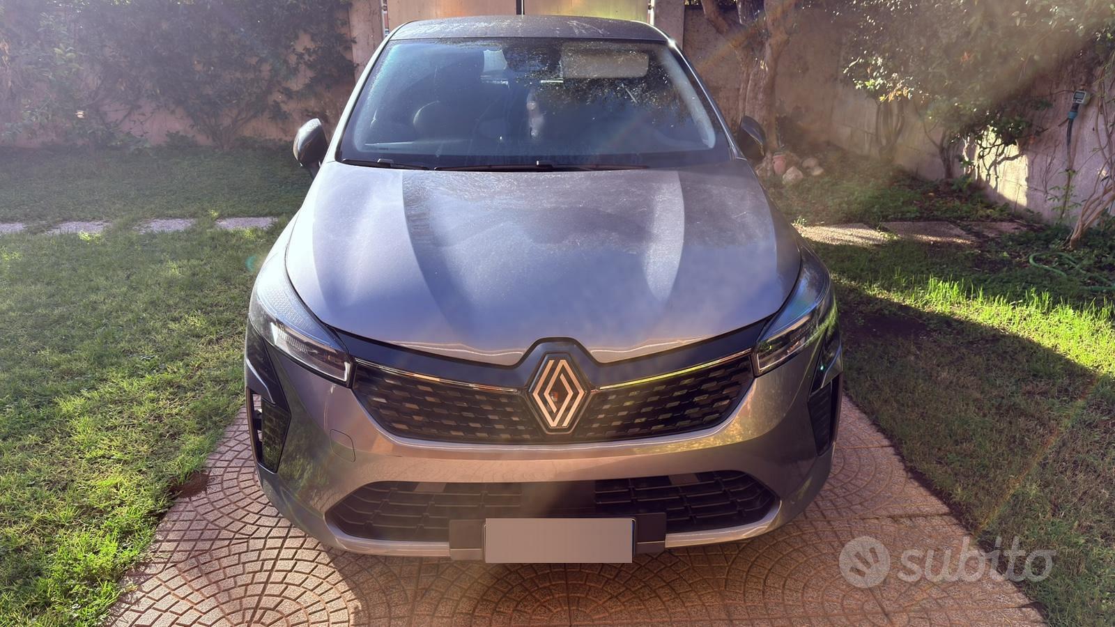 Renault Clio 2023 photo 2