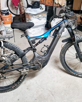 Specilized Turbo Levo 2018 comp carbon M