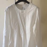 Maglietta bianca di seconda mano