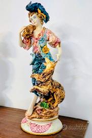 Coppia di statue di porcellana di Capodimonte.