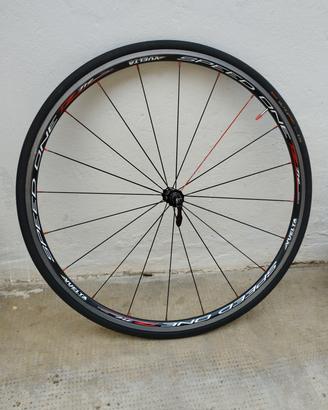 ruota anteriore bici  corsa